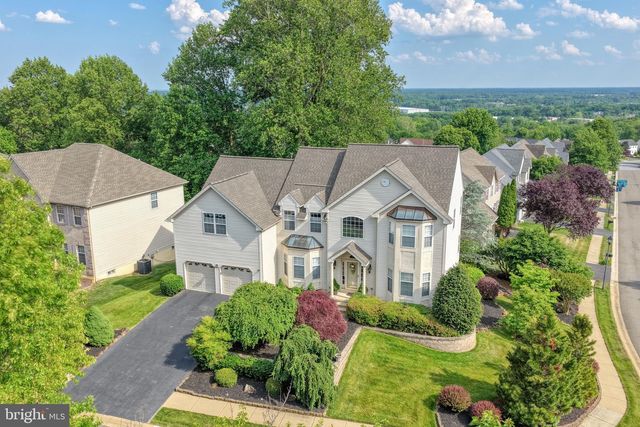 37 LYNAM LOOKOUT DR, Newark, DE 19702