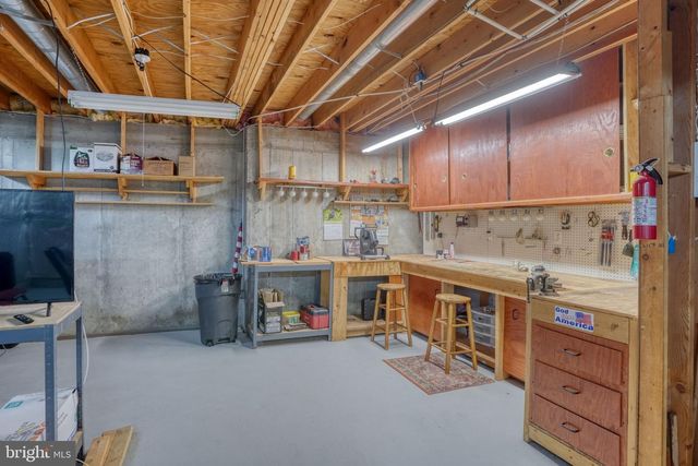 37 LYNAM LOOKOUT DR, Newark, DE 19702