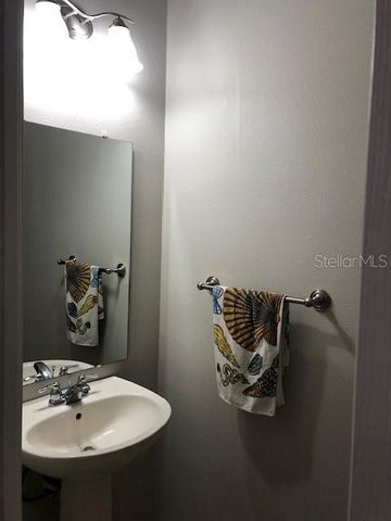 9073 SHEPTON STREET, Orlando, FL 32825