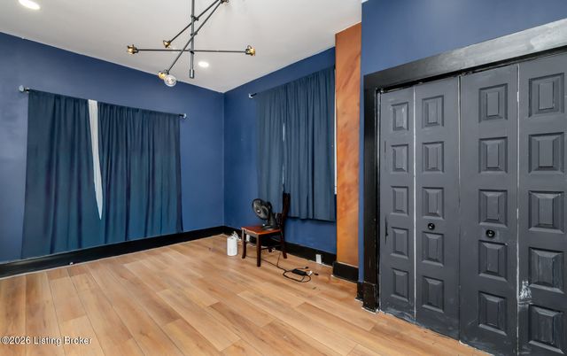 730 S 38th St, Louisville, KY 40211