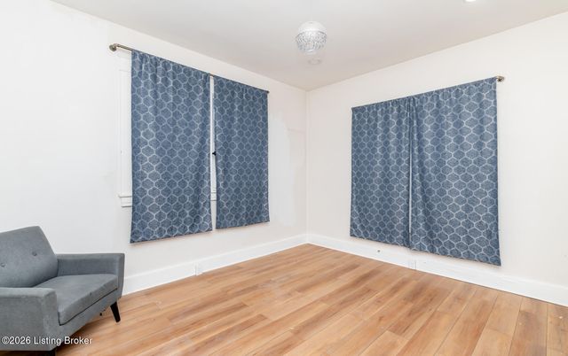 730 S 38th St, Louisville, KY 40211