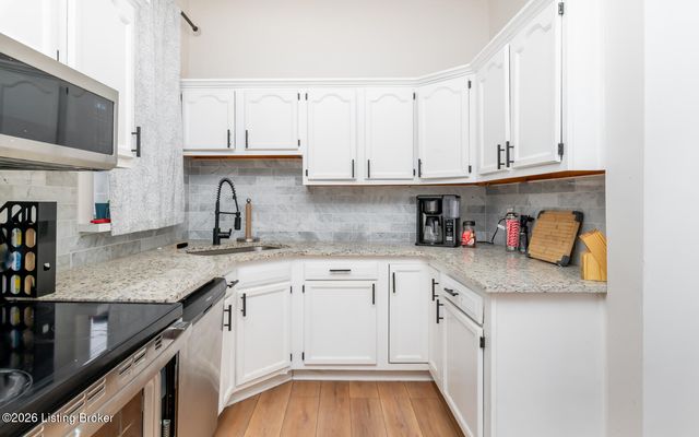 730 S 38th St, Louisville, KY 40211