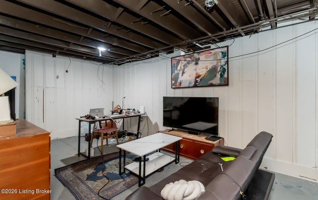 730 S 38th St, Louisville, KY 40211