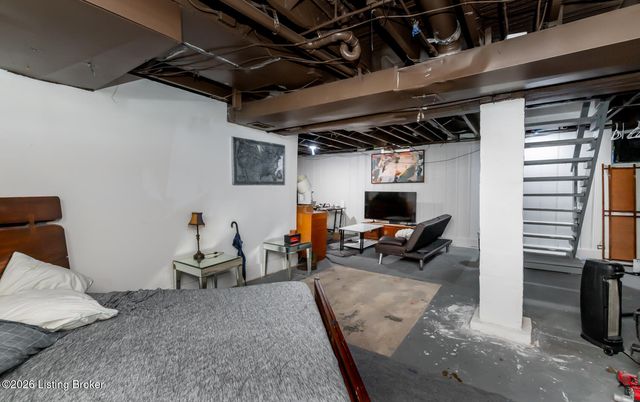 730 S 38th St, Louisville, KY 40211