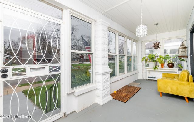 730 S 38th St, Louisville, KY 40211