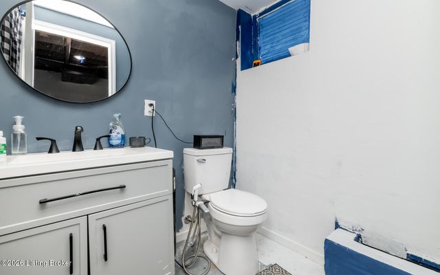 730 S 38th St, Louisville, KY 40211