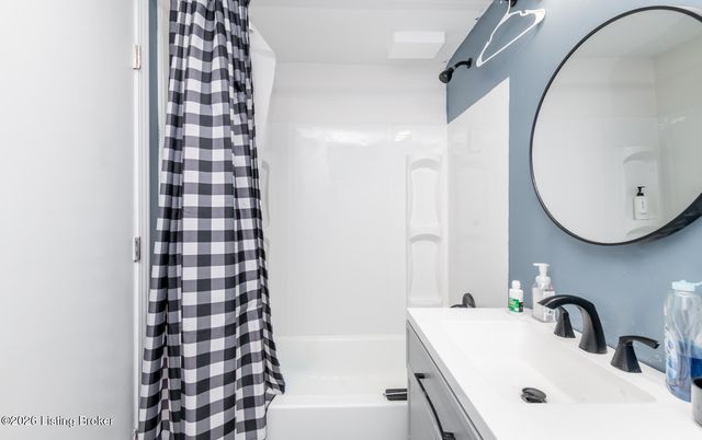 730 S 38th St, Louisville, KY 40211