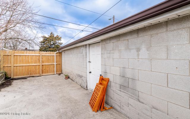 730 S 38th St, Louisville, KY 40211