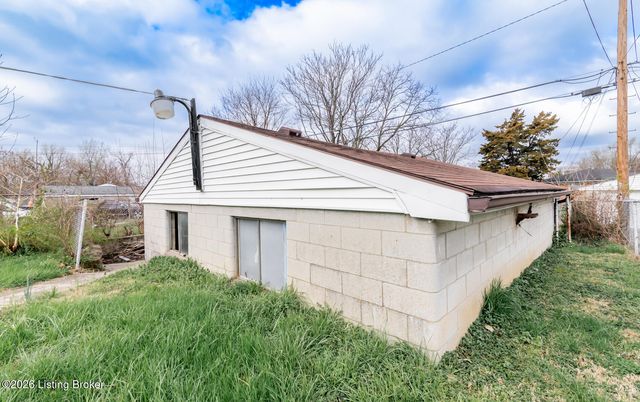 730 S 38th St, Louisville, KY 40211