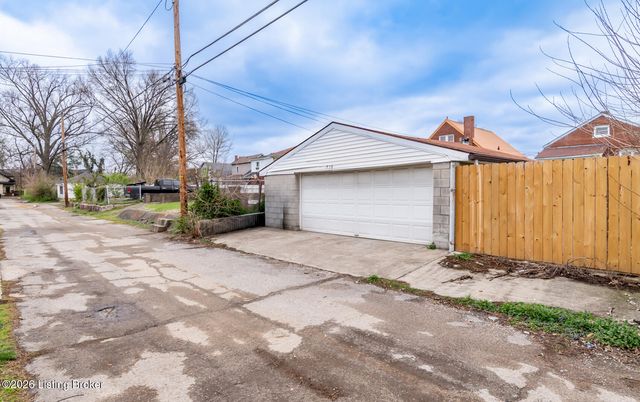 730 S 38th St, Louisville, KY 40211