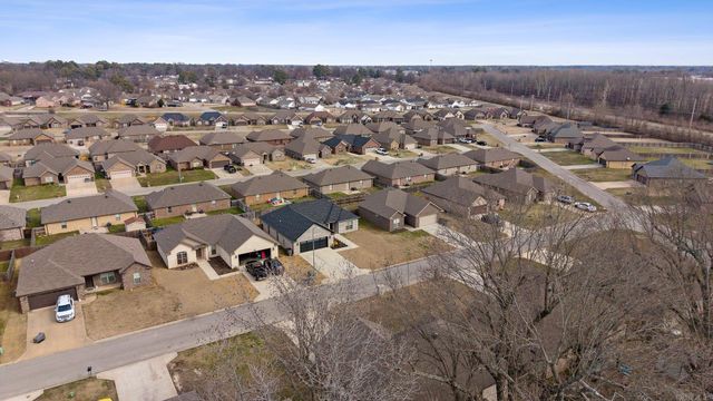 1003 Ava Lane, Paragould, AR 72450