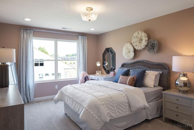 10010 Washington Glen Drive, Washington Twp, OH 45458