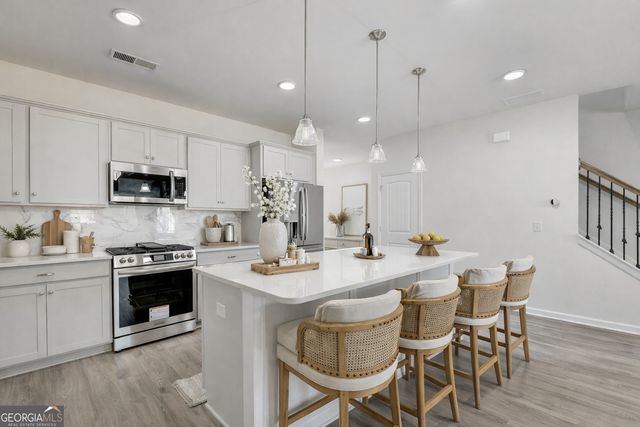 1123 Chastain Drive, Sugar Hill, GA 30518