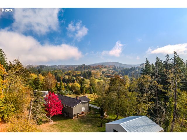 915 Se POUNDER Rd, Corbett, OR 97019