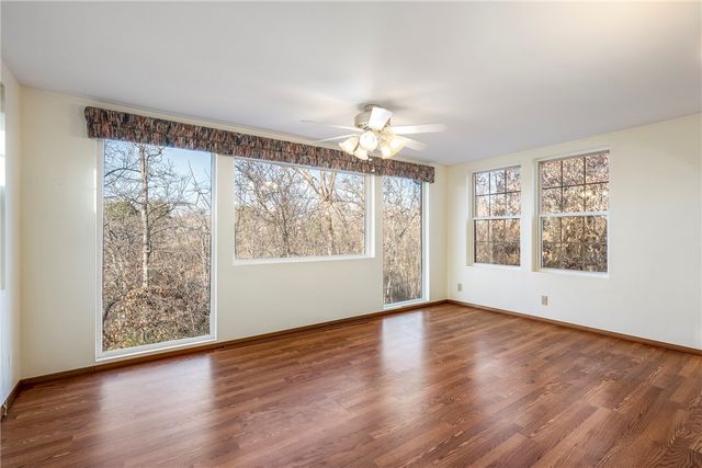 40 Lonsdale Drive, Bella Vista, AR 72715