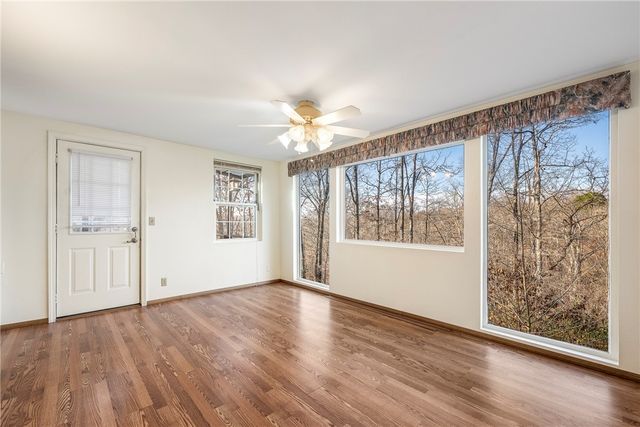 40 Lonsdale Drive, Bella Vista, AR 72715