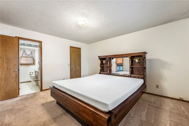 40 Lonsdale Drive, Bella Vista, AR 72715