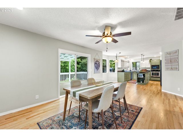 12800 Se OTT St, Clackamas, OR 97015