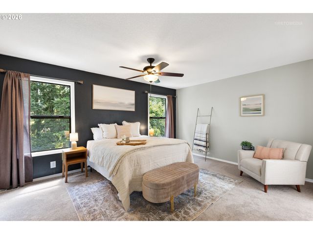 12800 Se OTT St, Clackamas, OR 97015