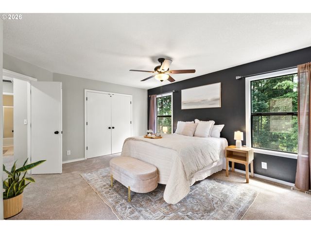 12800 Se OTT St, Clackamas, OR 97015