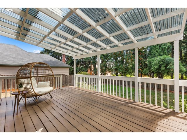 12800 Se OTT St, Clackamas, OR 97015