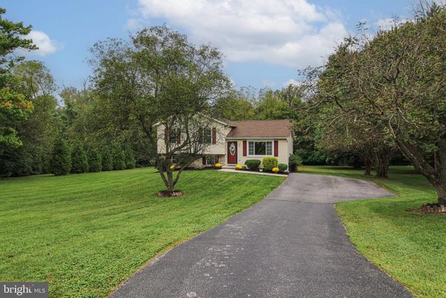 13 FOXTAIL CT, Shrewsbury, PA 17361