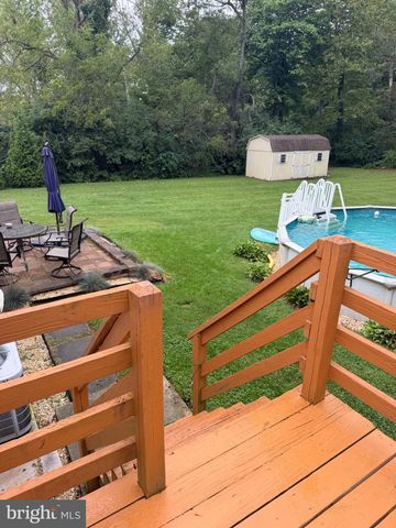 13 FOXTAIL CT, Shrewsbury, PA 17361
