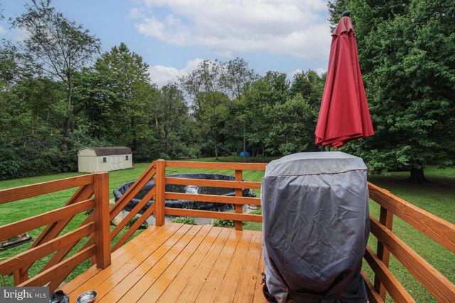 13 FOXTAIL CT, Shrewsbury, PA 17361