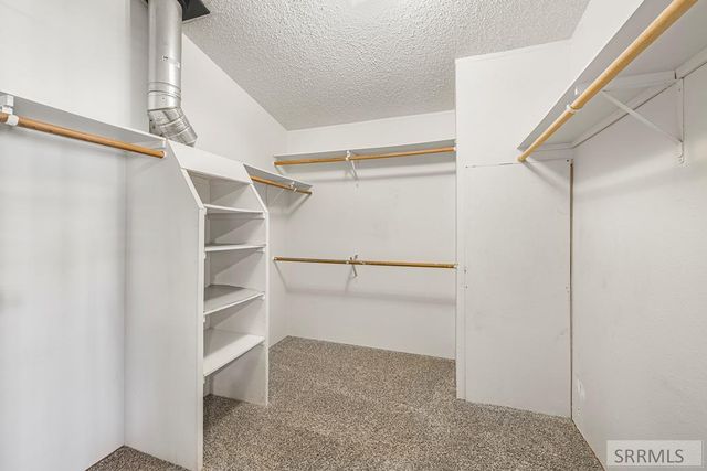 221 Cottonwood Lane, Blackfoot, ID 83221