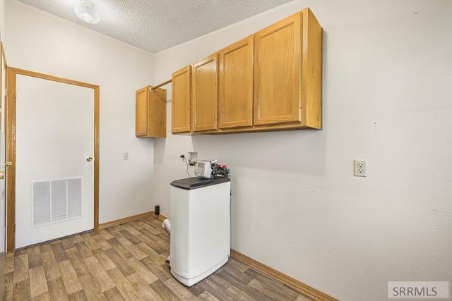 221 Cottonwood Lane, Blackfoot, ID 83221