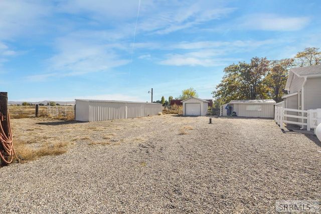 221 Cottonwood Lane, Blackfoot, ID 83221