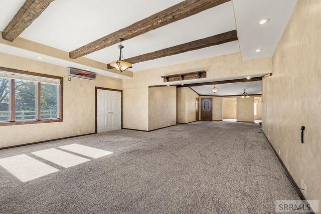 221 Cottonwood Lane, Blackfoot, ID 83221