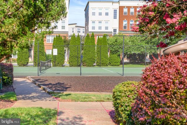 1638 WHEYFIELD DR, Frederick, MD 21701