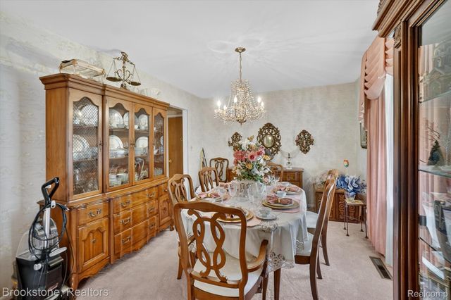 3228 Wolcott Street, Flint, MI 48504