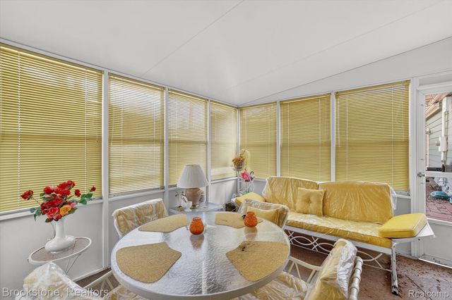 3228 Wolcott Street, Flint, MI 48504