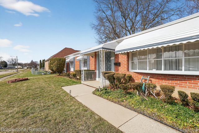 3228 Wolcott Street, Flint, MI 48504