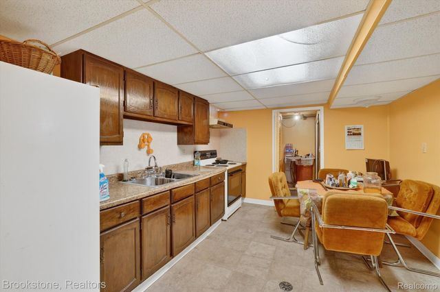 3228 Wolcott Street, Flint, MI 48504