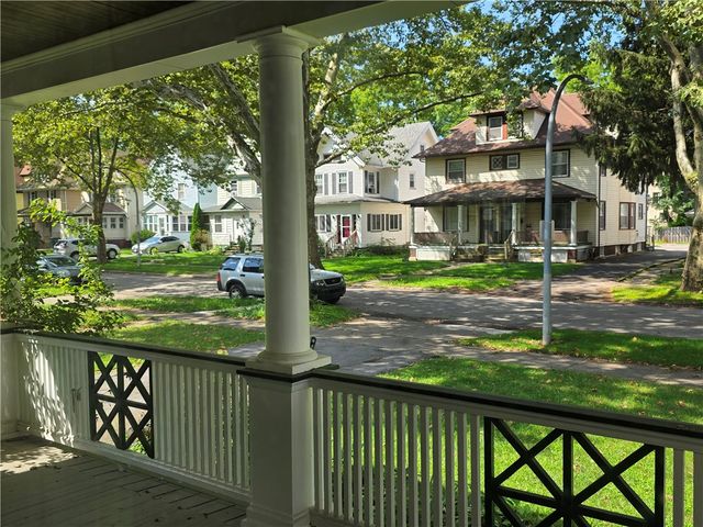 131 Earl Street, Rochester, NY 14611