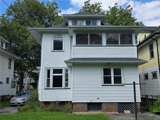 131 Earl Street, Rochester, NY 14611