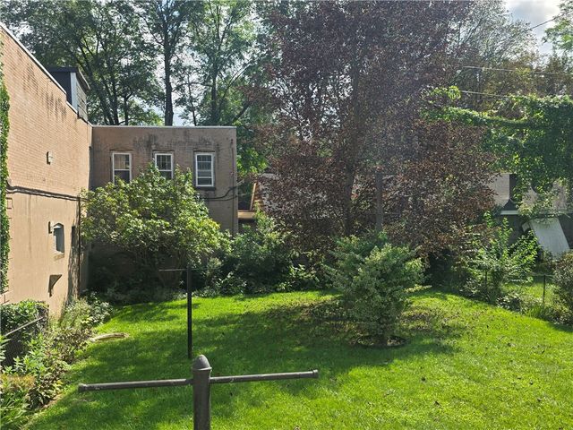 131 Earl Street, Rochester, NY 14611