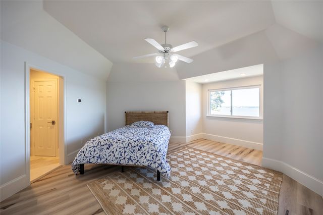 1190 Emerald Sound Boulevard, Oak Point, TX 75068