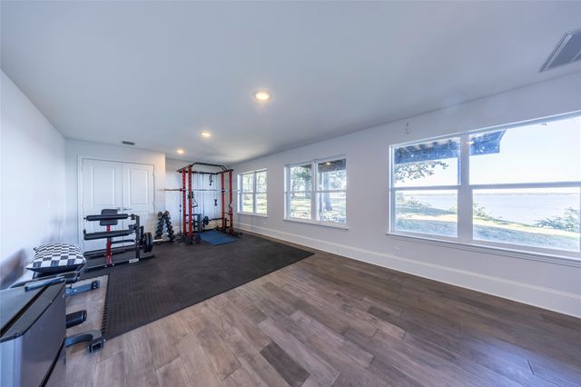 1190 Emerald Sound Boulevard, Oak Point, TX 75068