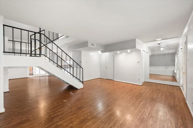 376 Westview Terrace, Arlington, TX 76013