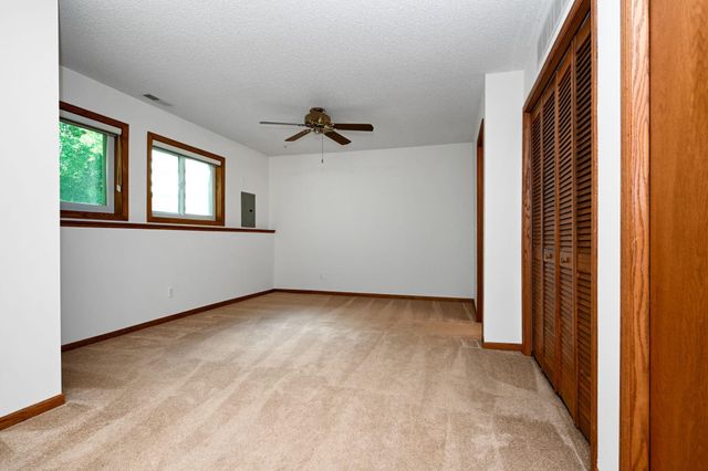 3761 Robin Lane, Eagan, MN 55122