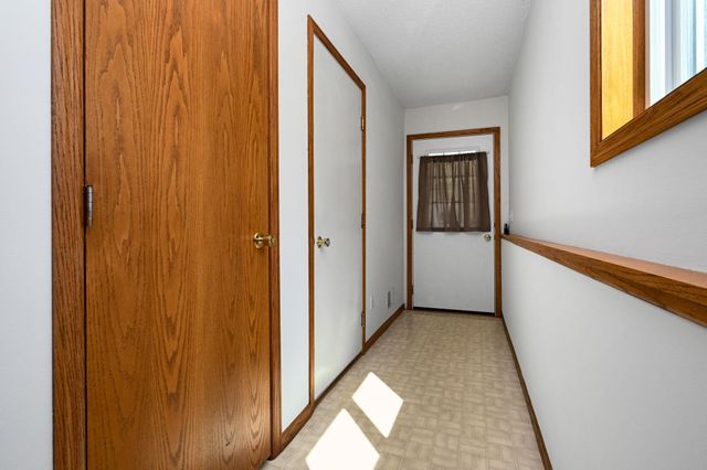 3761 Robin Lane, Eagan, MN 55122