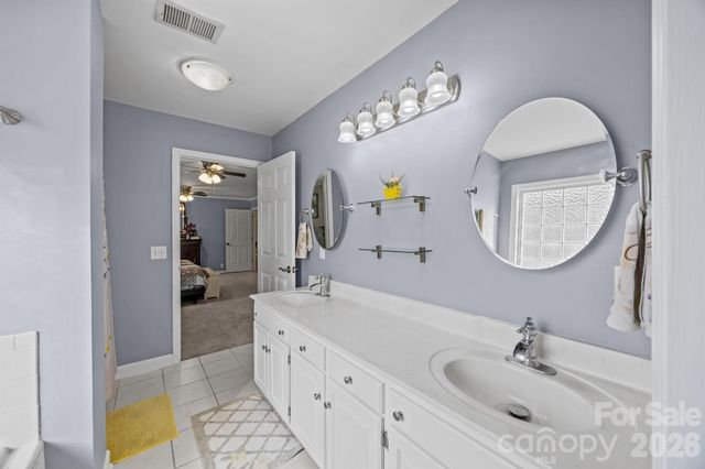 3156 Teresa Drive, Lincolnton, NC 28092