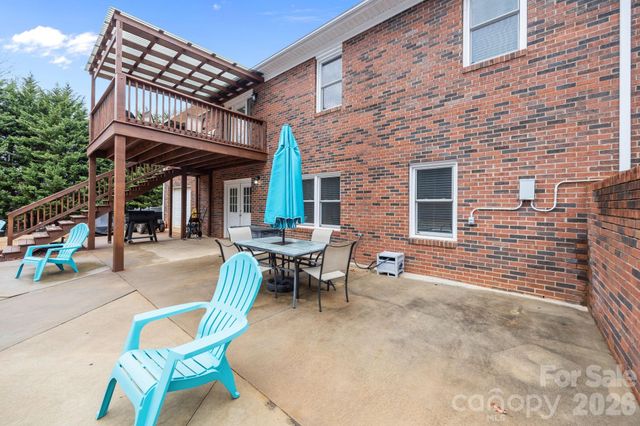 3156 Teresa Drive, Lincolnton, NC 28092