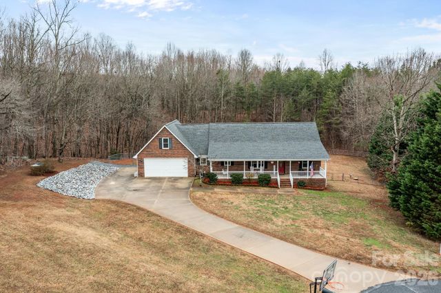 3156 Teresa Drive, Lincolnton, NC 28092