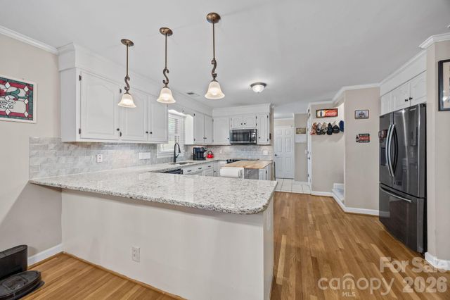 3156 Teresa Drive, Lincolnton, NC 28092