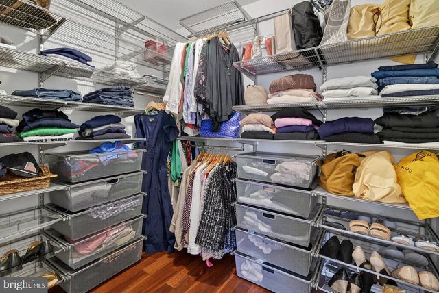 10 EVANS DR, Cranbury, NJ 08512